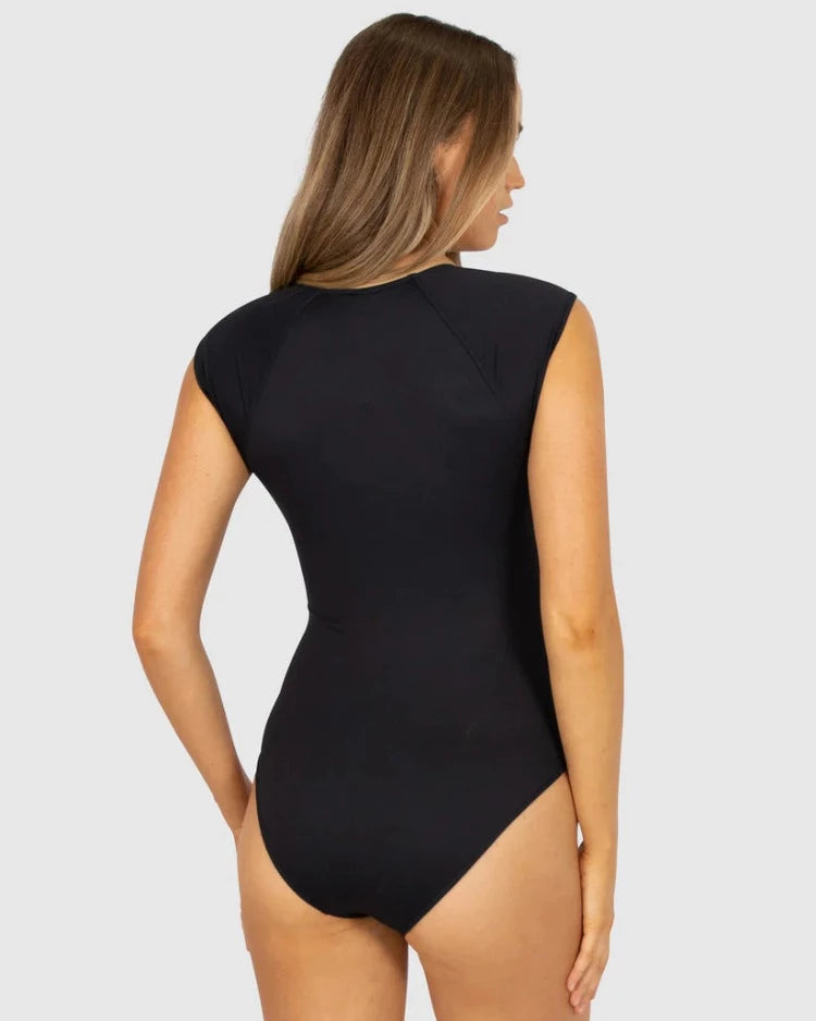 Tired of basic surfer suits? Turn heads with Baku's Eco Plain Cap Sleeve Surf Suit! Thoughtfully designed with comfortable shelf and soft cups, you'll look gorgeous with its rose gold zipper center front. Eco-friendly fabric is ultra-chlorine resistant, UPF50+ rated and can stand up to sunscreen, heat and frequent wear - so you can ride the waves in style