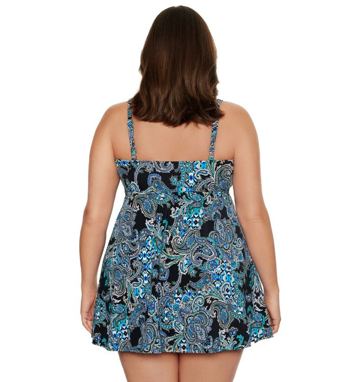 Dive into summer in style with the Penbrooke Women's Plus Size Paisley Banded Swim Dress! It'll make sure you look your best with its tummy taming and supportive fit. Not to mention it's got adjustable straps, soft cups, and great full bottom coverage to keep you feeling confident. So what are you waiting for? Make waves!