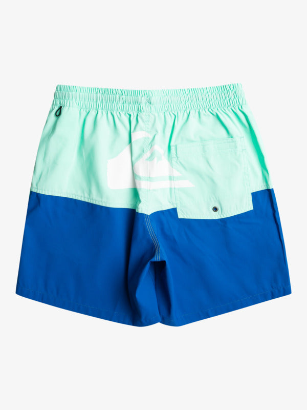Durable recycled performance fabric makes Butt Logo Volley Shorts lightweight yet strong. 4-way stretch adds maximum mobility. Quick-drying nylon fabric made from recycled ocean waste ensures comfort & resiliency. Features include drawcord closure, side & back pockets, signature key-loop & interior mesh brief. 100% Recycled Polyester.     EQBJV03451